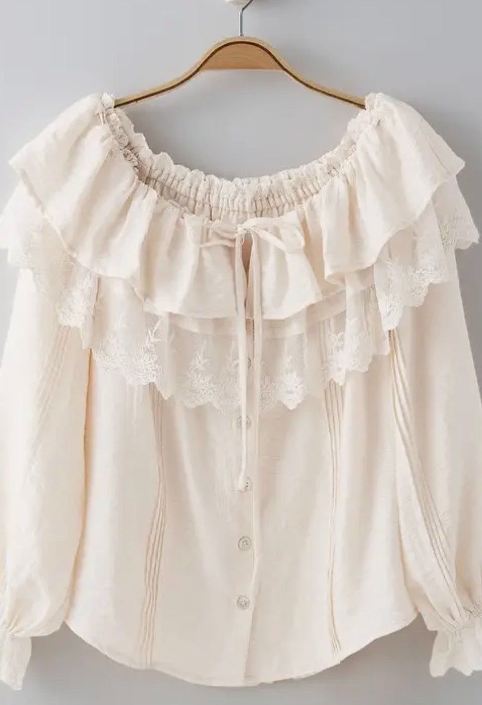 Ivory Lace & Ruffle