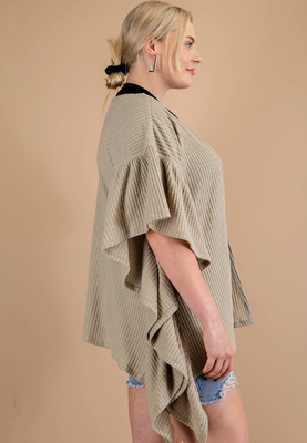 Curvy Ruffle Sleeve Cardi