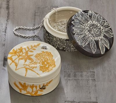 Let It Bee Trinket Dish -Black