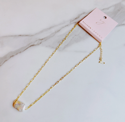 Hannah Baroque Pearl Chain