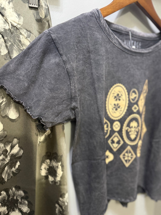 Flower Frame Tee