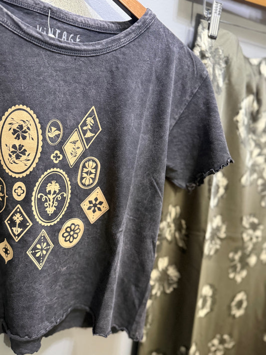 Flower Frame Tee