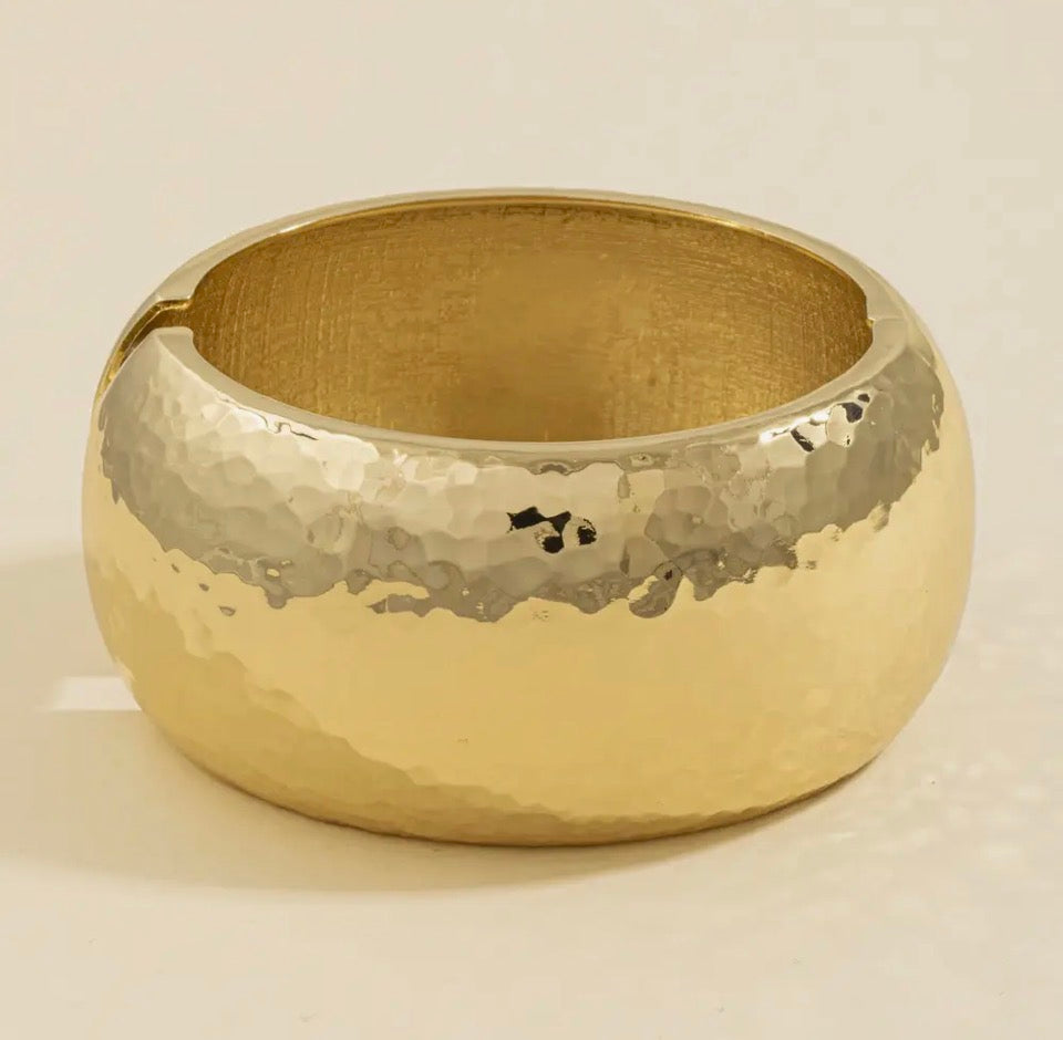 Hammered Statement Bangle Gold