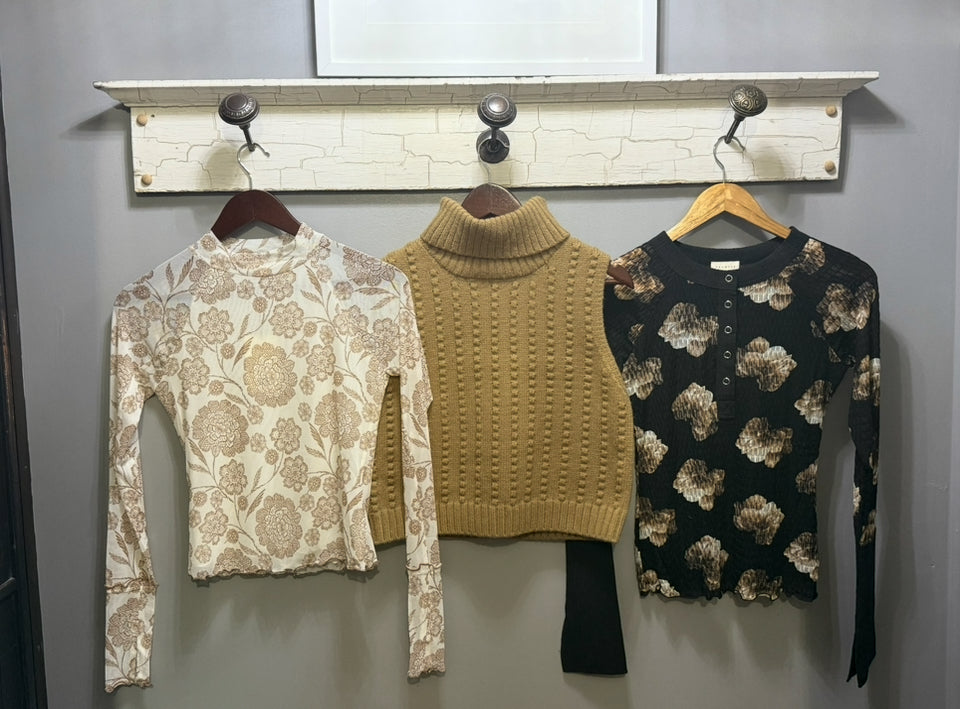 Black & Taupe Floral Henley