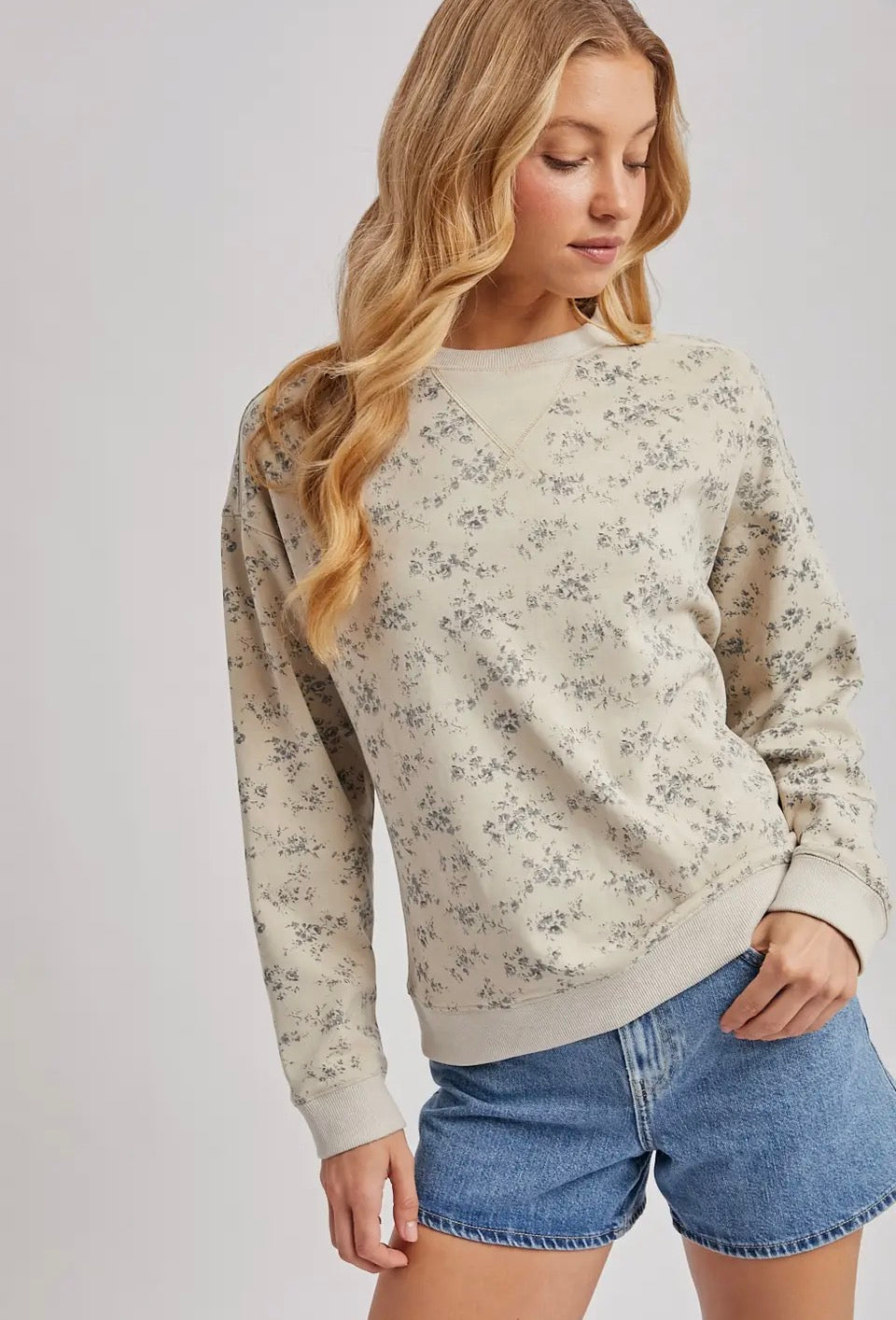 Vintage Ditsy Floral Sweatshirt