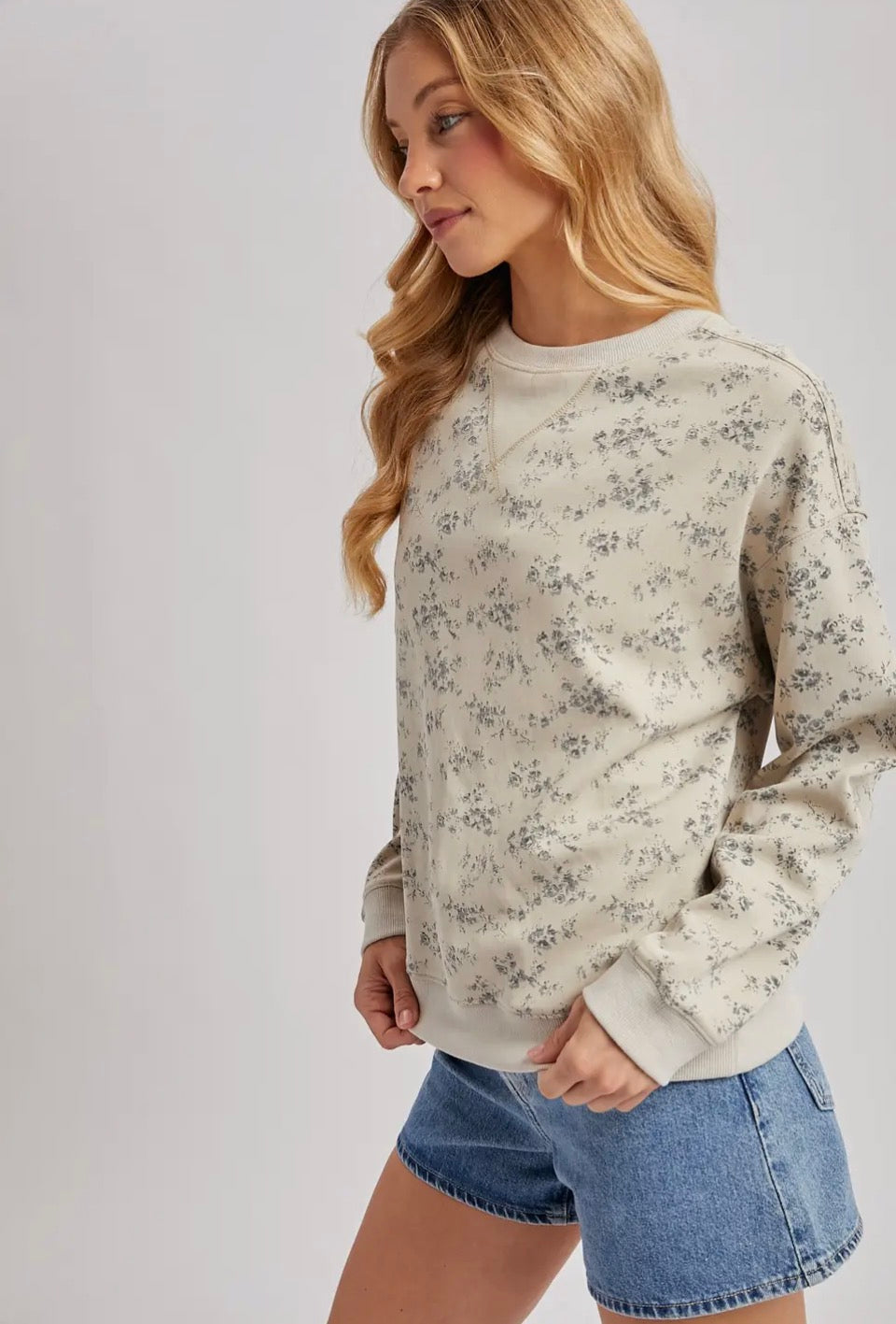 Vintage Ditsy Floral Sweatshirt