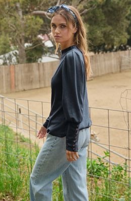 Curvy Washed Indigo Thermal Puff Sleeve