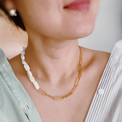Gold Chain & Shell Pearl Necklace