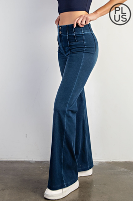 Curvy Stretch Denim Flared Pants