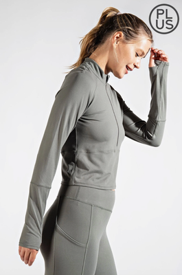 Curvy Smoked Spruce Quarter Zip