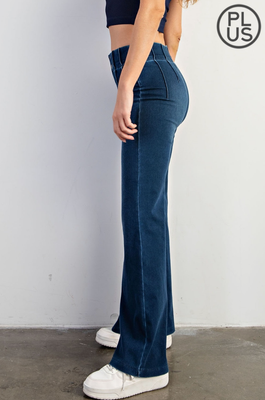 Curvy Stretch Denim Flared Pants