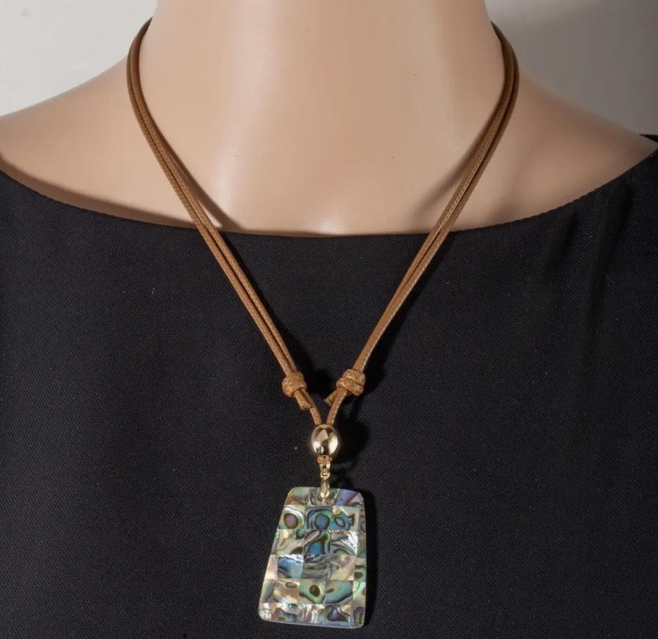 Shell Grid Pendant